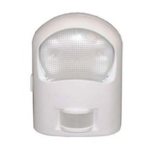 LED-lampe med bevegelses-/lyssensor